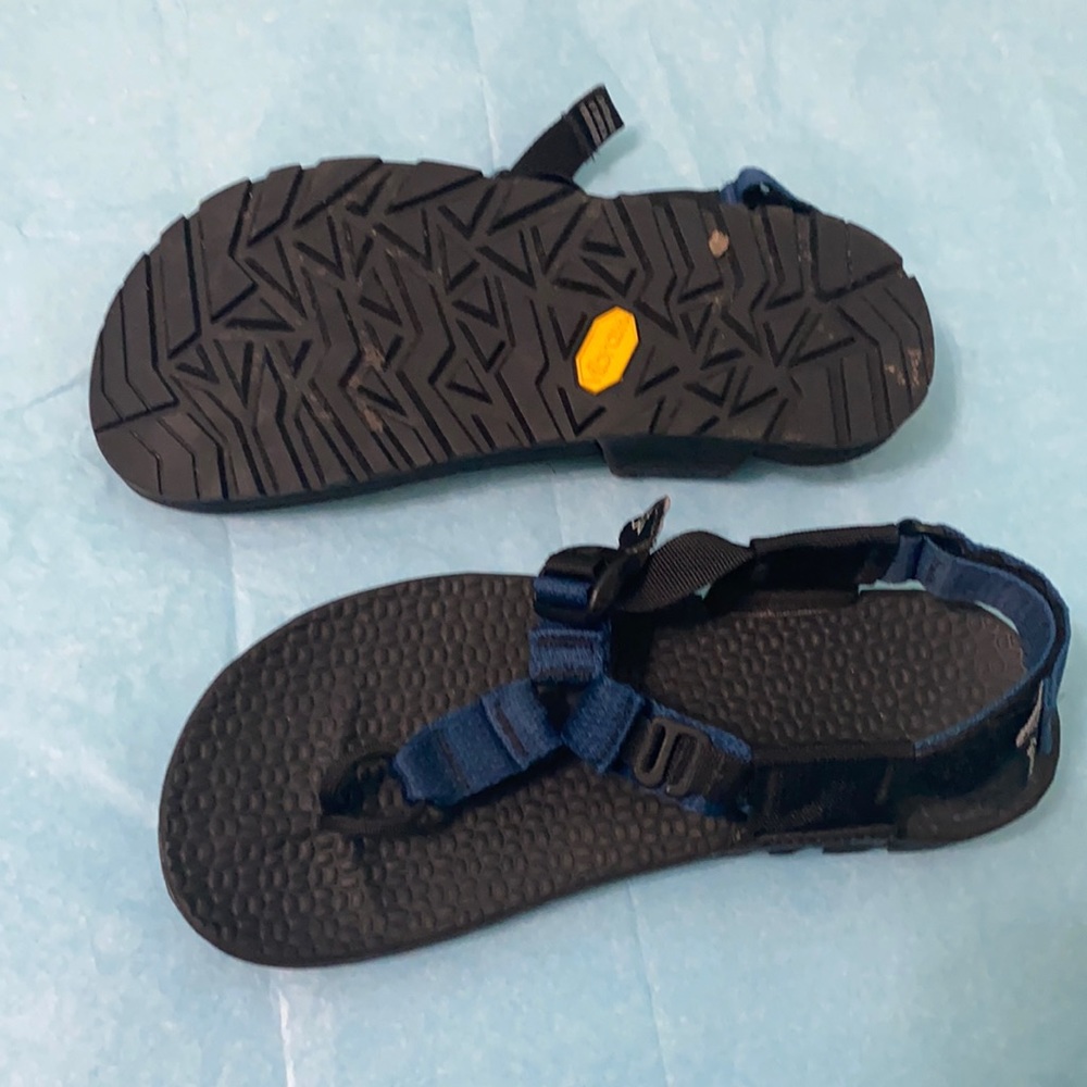 Sporty dark blue
